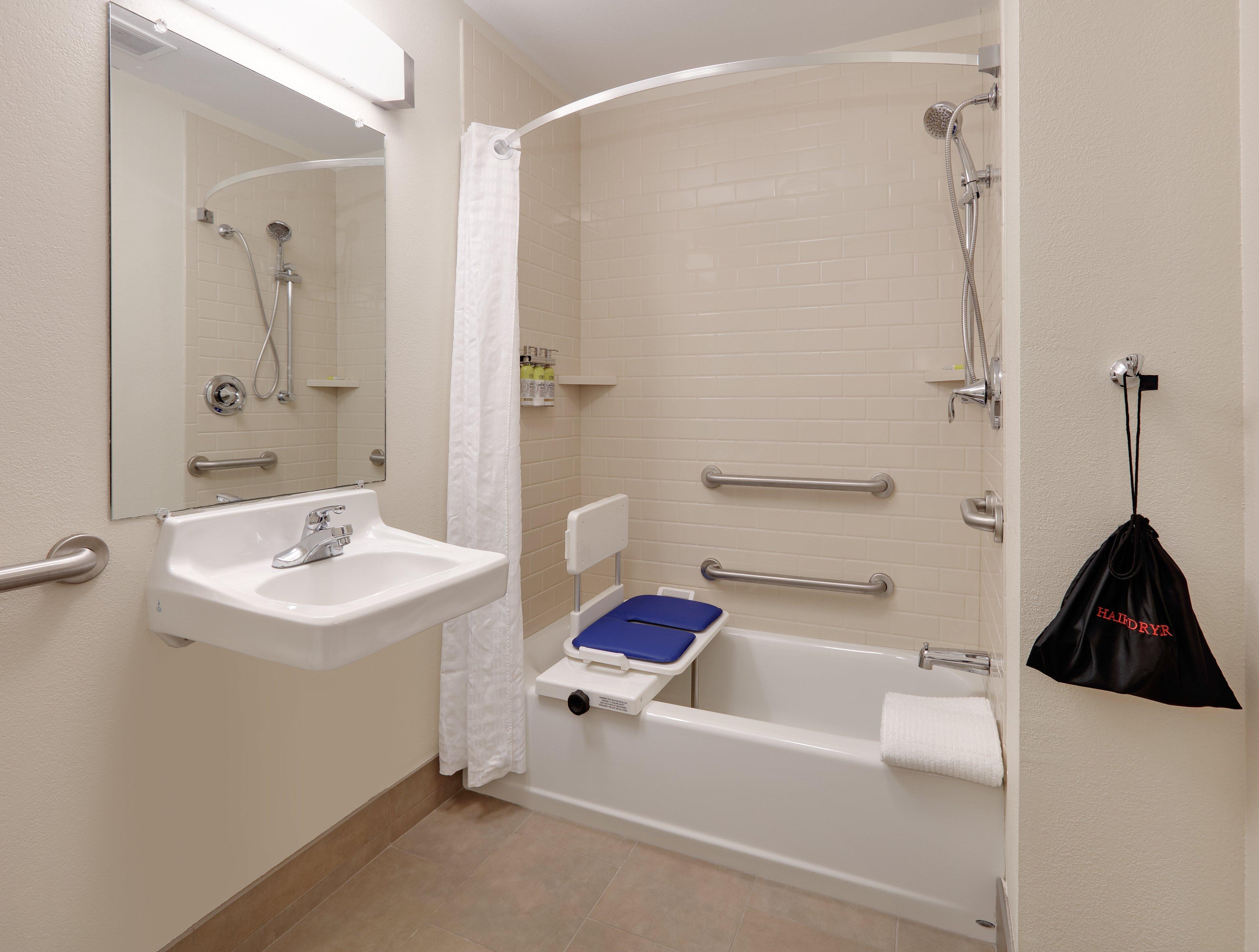 Candlewood Suites Salina By Ihg Exterior foto